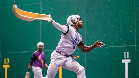 Jai alai .
